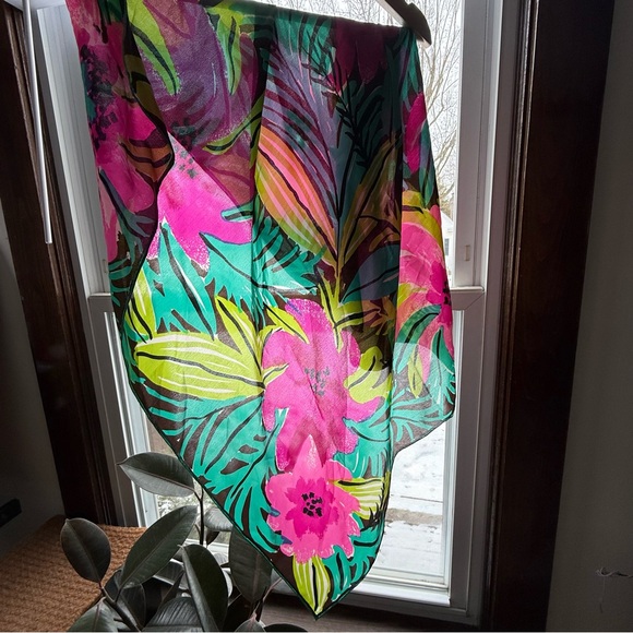 Vintage Vera Neumann Floral Scarf Pink Green Brown Hand Rolled Ladybug Logo - Picture 9 of 13